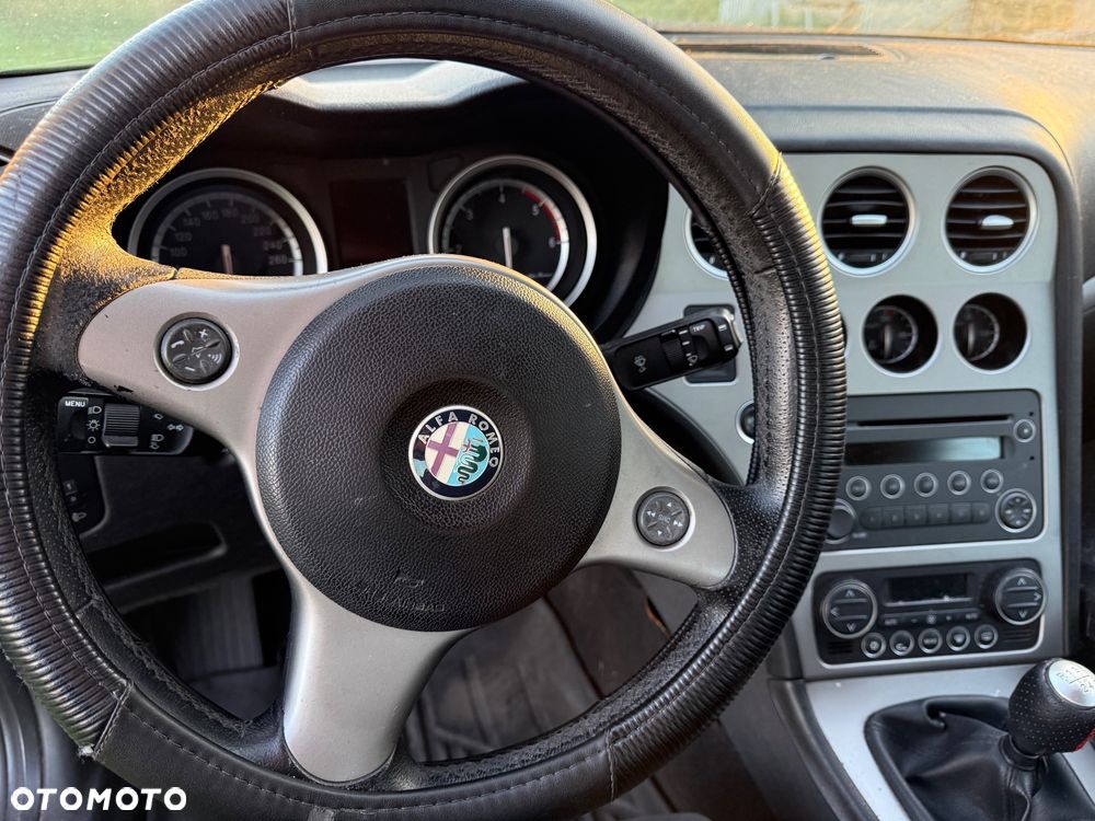 Alfa Romeo 159 1.9JTDM ti - 12