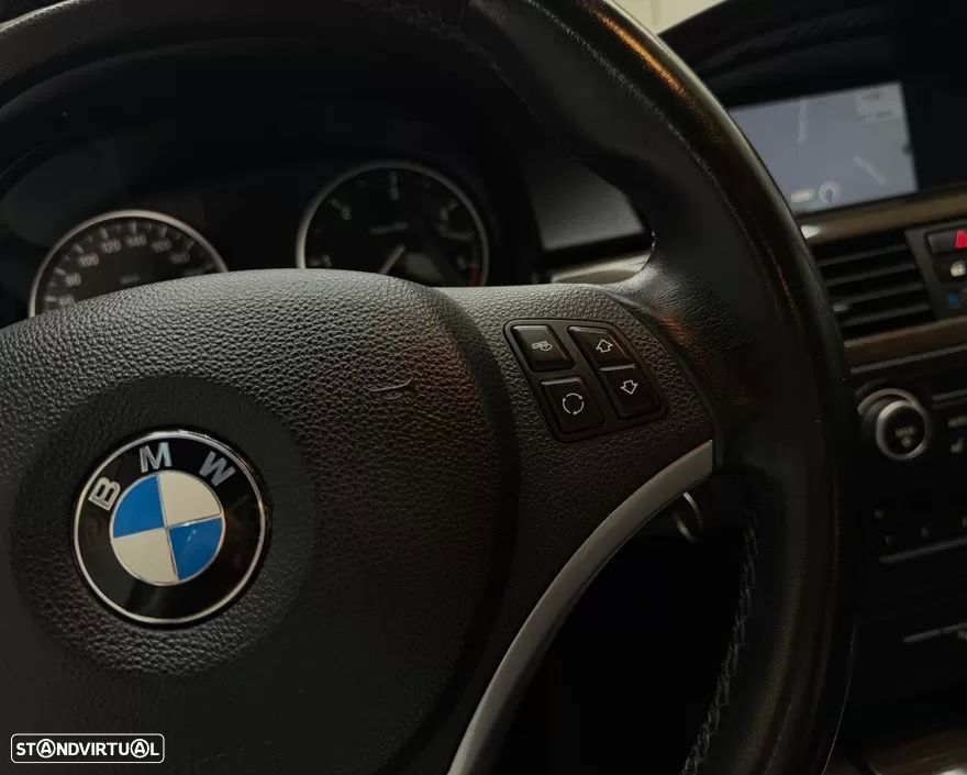 BMW 318 d - 14