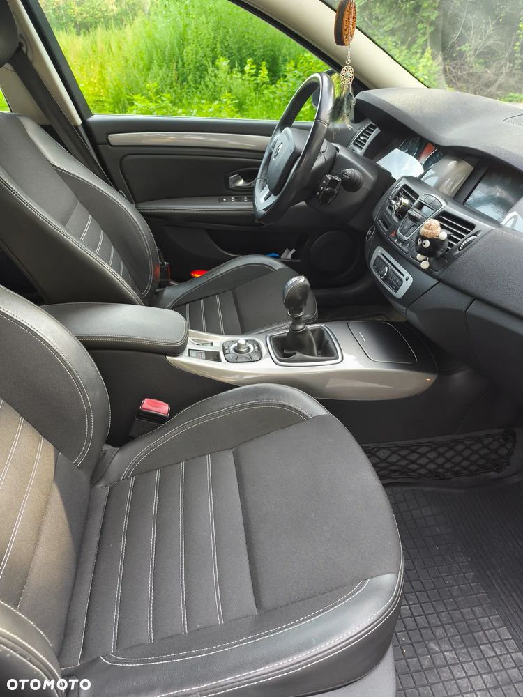 Renault Laguna - 8