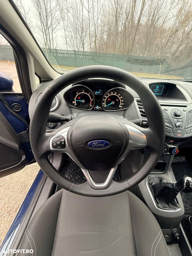Ford Fiesta - 11