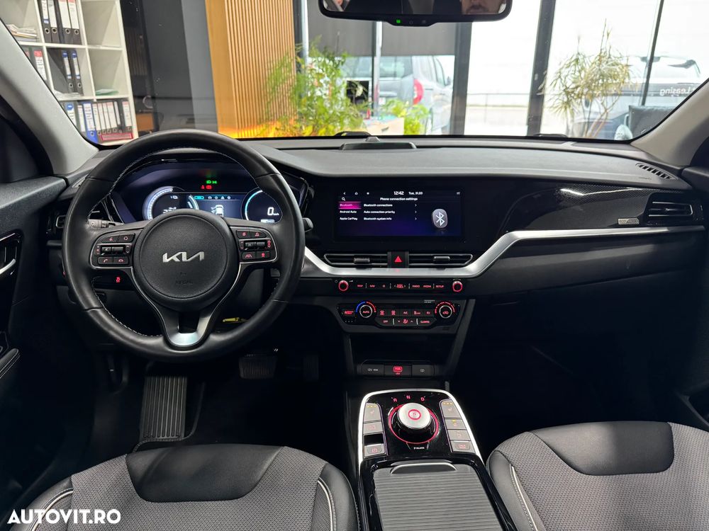 Kia Niro e-Niro 150 kW Vision - 11