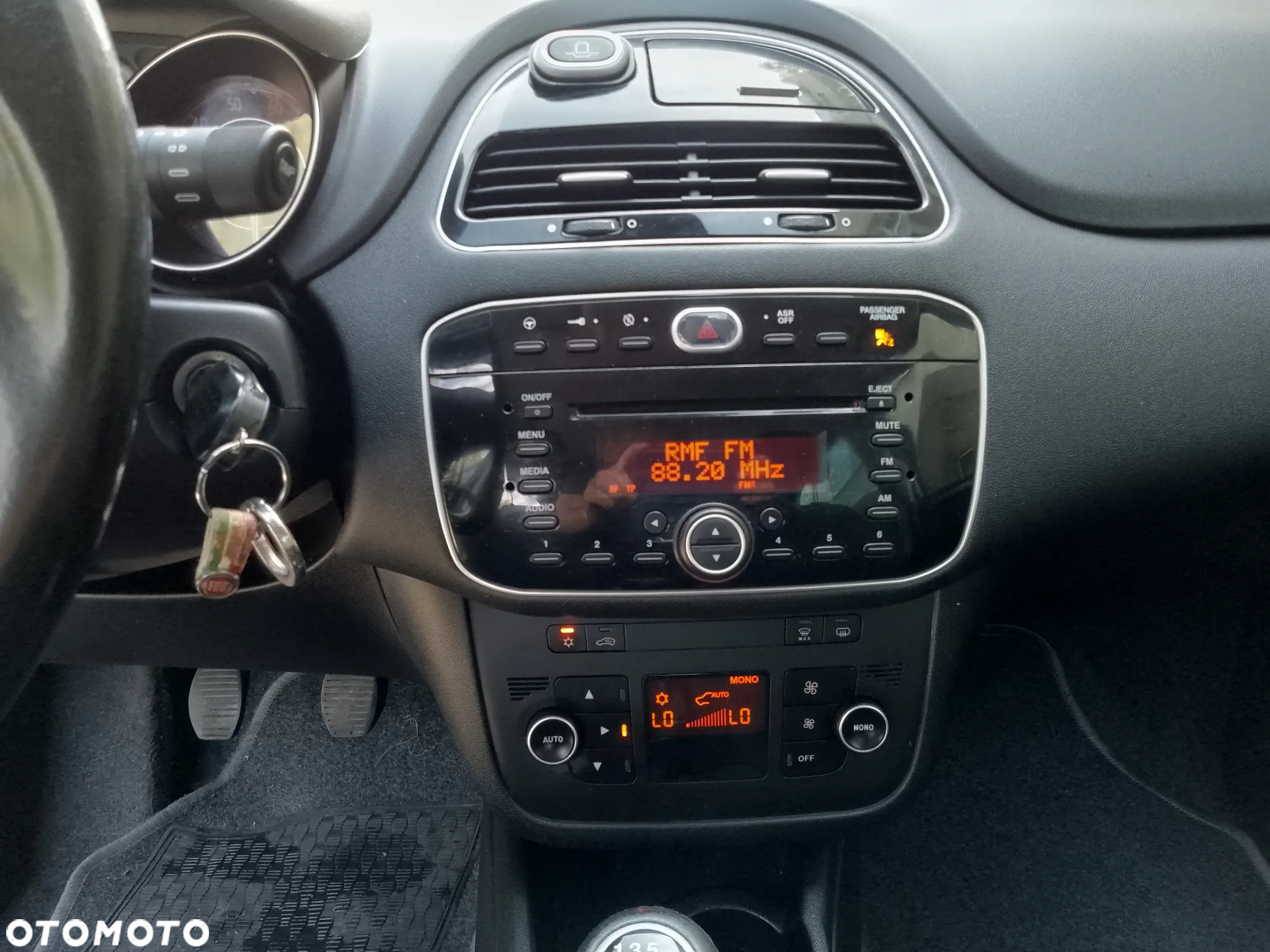 Fiat Punto 1.4 Easy Pakiet Easy Plus S&S - 15