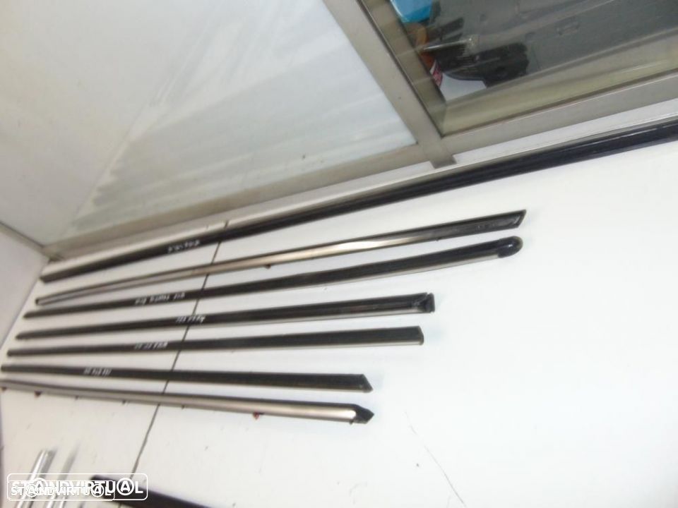 Mercedes W123 frisos carroçaria - 5