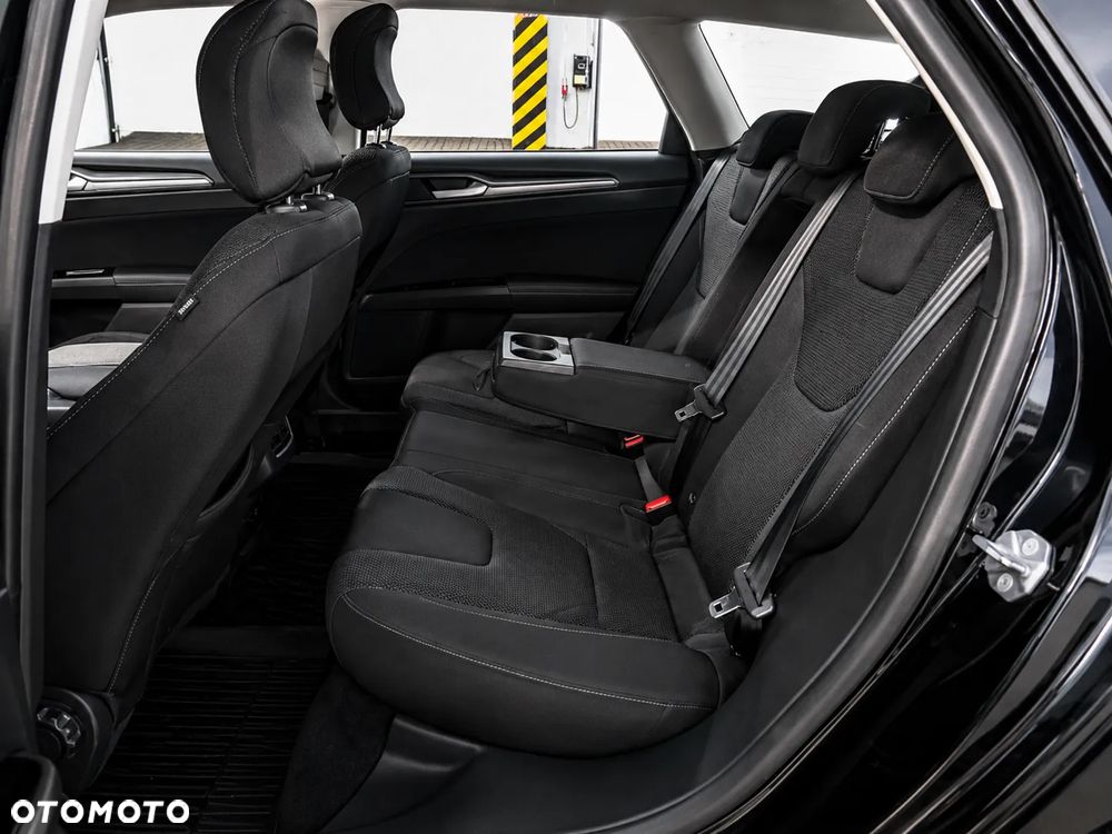 Ford Mondeo 2.0 EcoBlue Titanium - 12