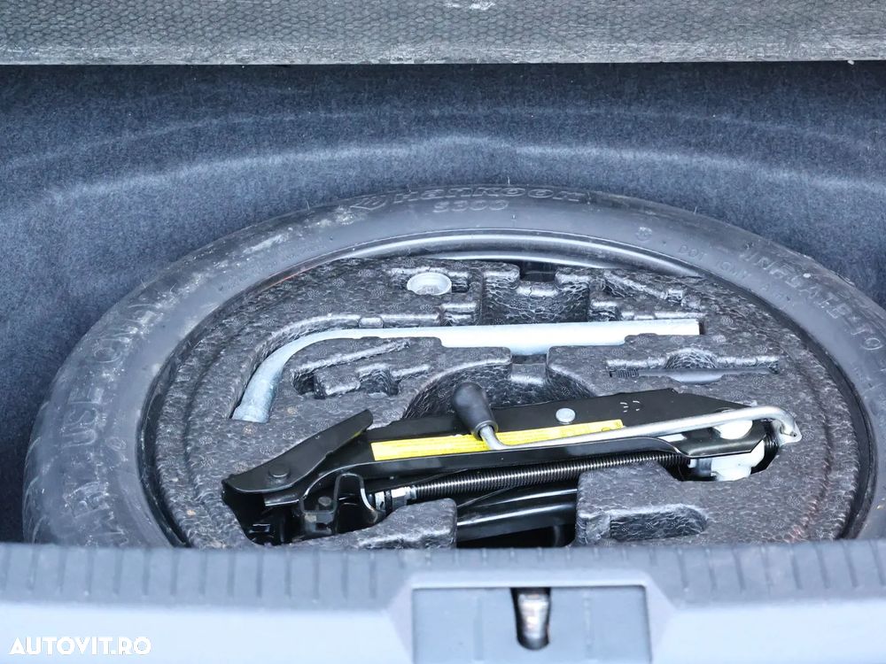 Volkswagen Golf 1.6 TDI SCR IQ.DRIVE - 15