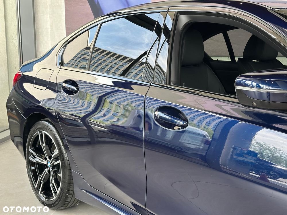 BMW Seria 3 320i - 6
