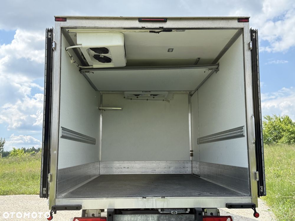 Mercedes-Benz Sprinter - 34