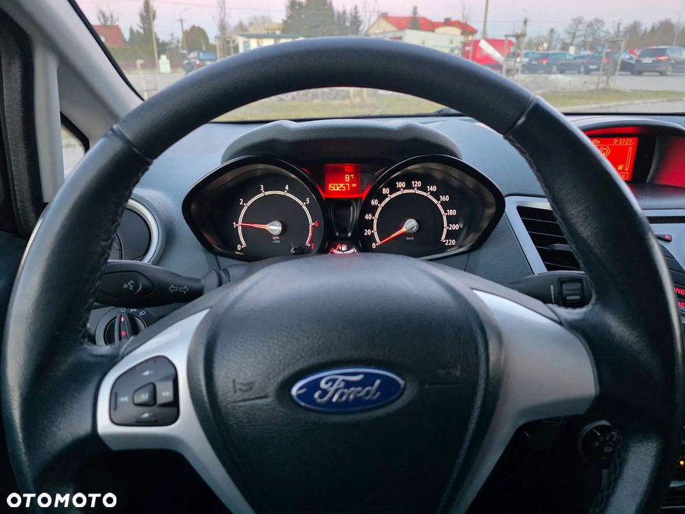 Ford Fiesta - 27