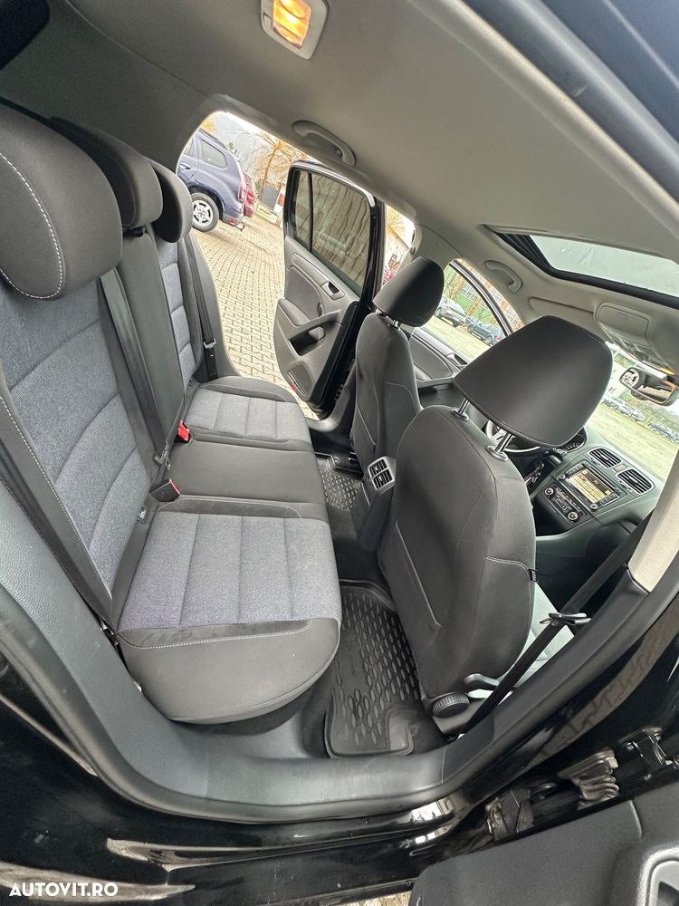 Volkswagen Golf 2.0 TDI DPF Style - 12