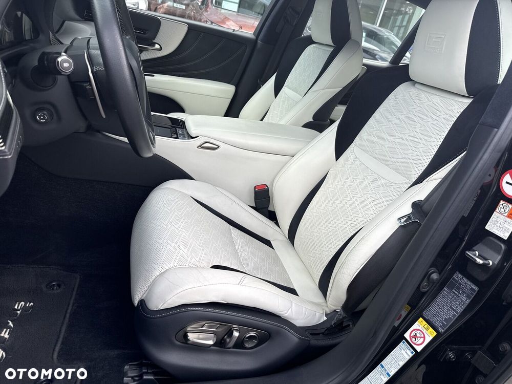 Lexus LS 500 F Sport AWD - 16