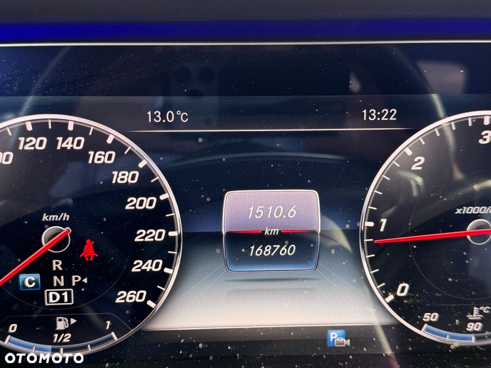 Mercedes-Benz Klasa E 220 d 4-Matic 9G-TRONIC - 10