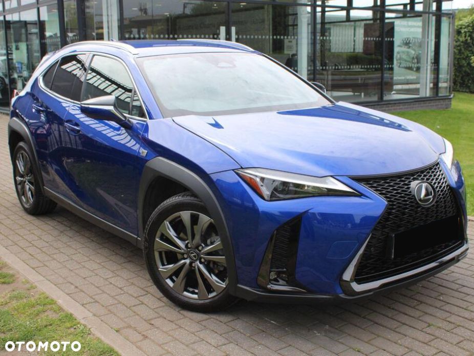 Lexus UX - 3