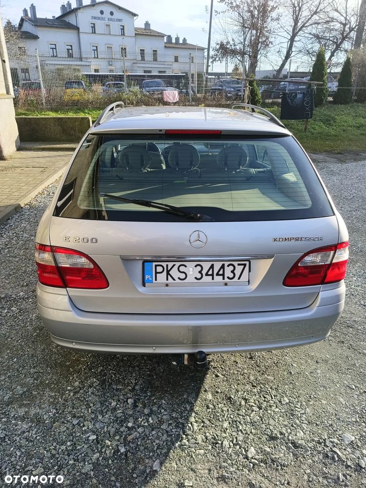 Mercedes-Benz Klasa E - 12