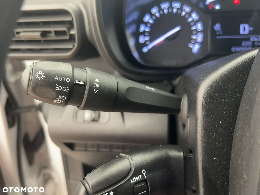 Toyota Proace City - 24