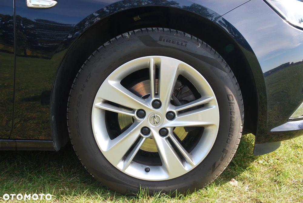 Opel Insignia - 18