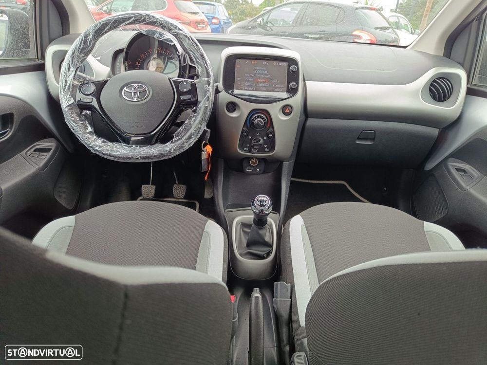 Toyota Aygo - 13