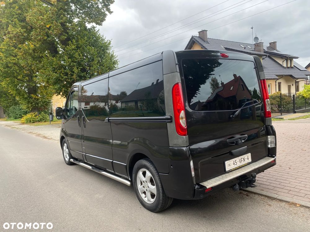 Opel Vivaro - 13