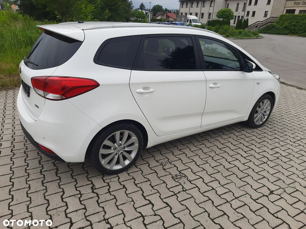 Kia Carens 1.7 CRDi M EU6 - 25