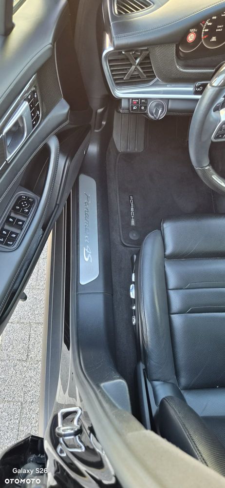 Porsche Panamera 4S - 7