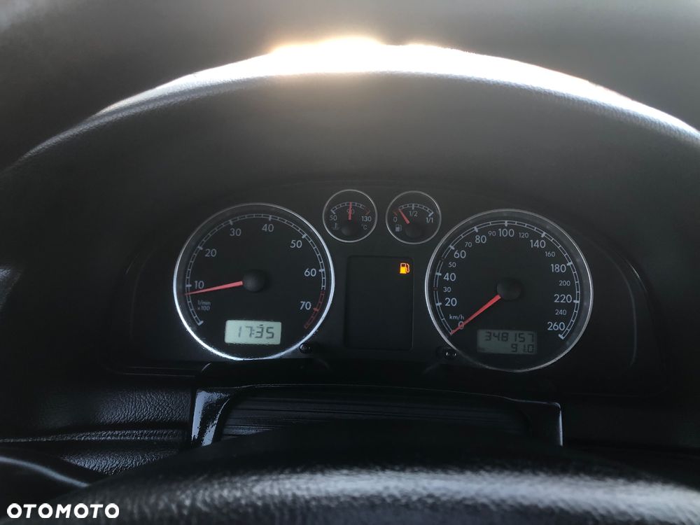 Volkswagen Passat 2.0 Comfortline - 9