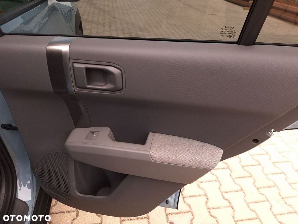 Kia EV3 81.4kWh Business Line - 29