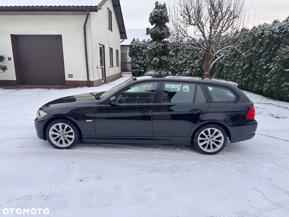 BMW Seria 3 318i Edition Lifestyle - 25
