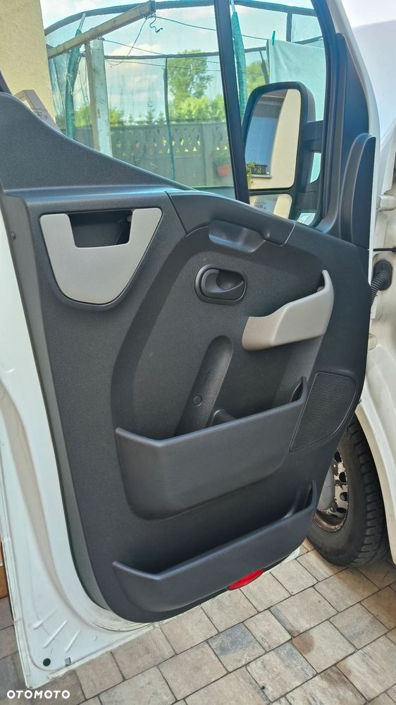 Renault Master - 30
