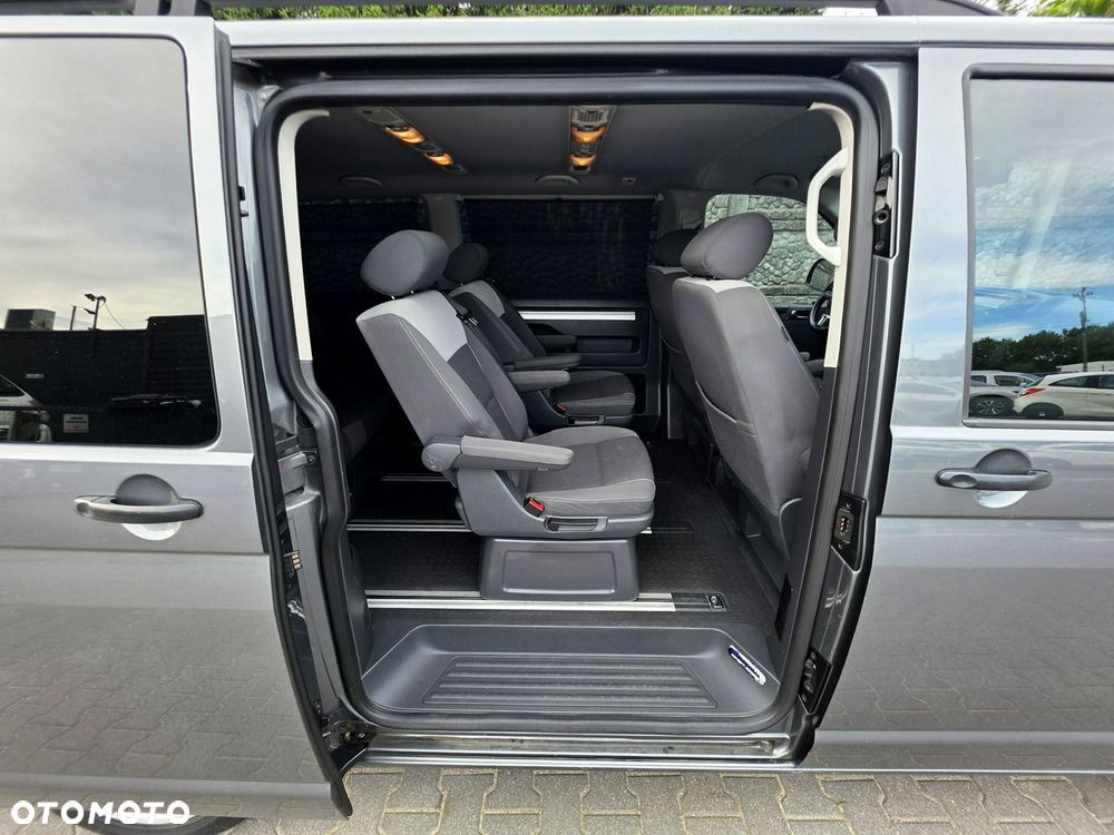 Volkswagen Multivan - 22