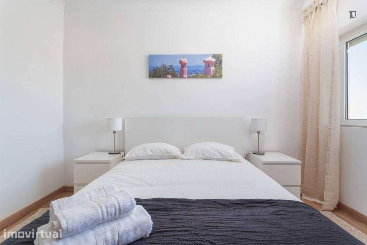 Apartamento com 3 quartos - localizado em Faro - Grande imagem: 4/24