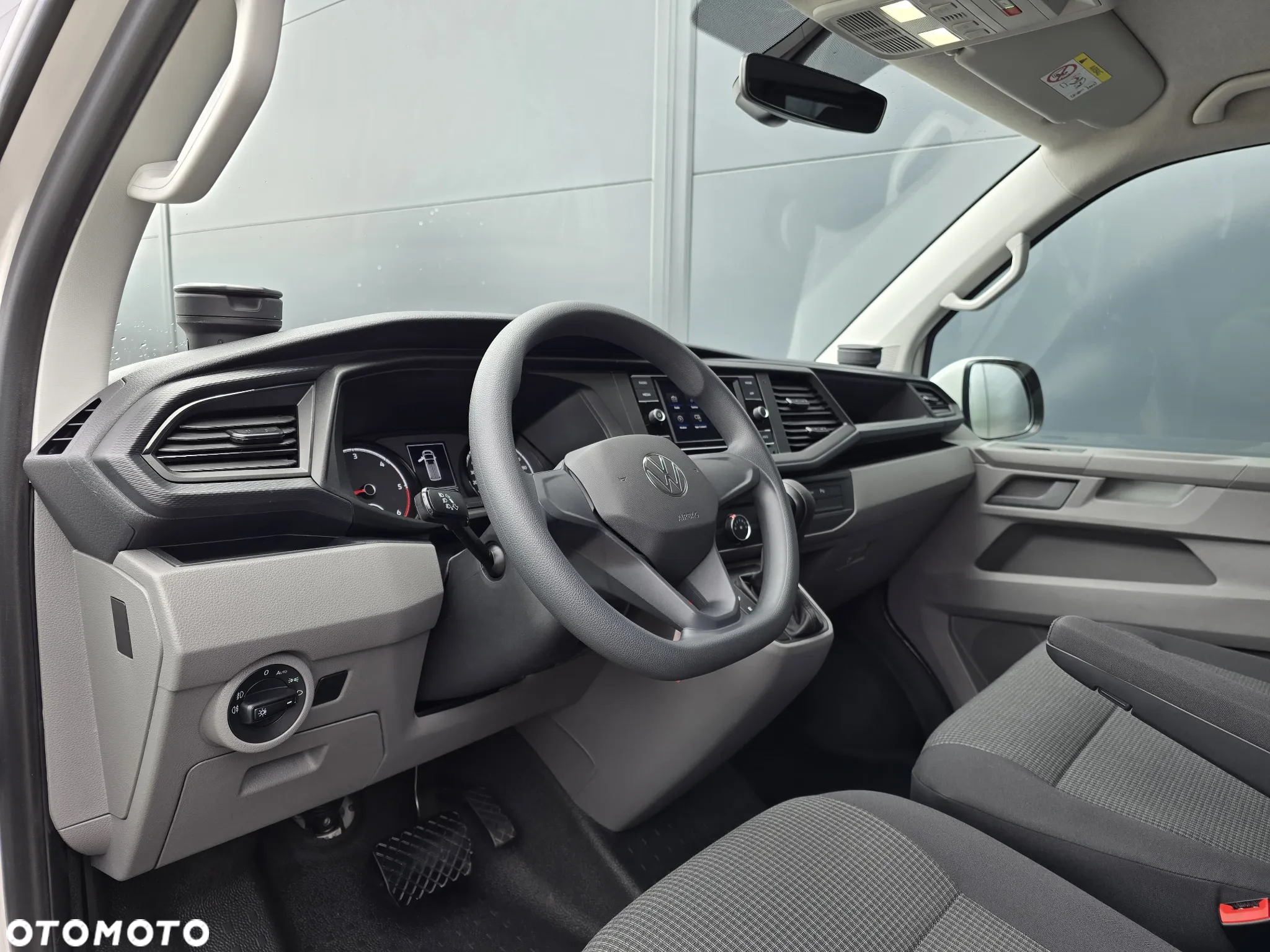 Volkswagen Transporter Kombi T6.1 TDI L2H1 DSG - 7
