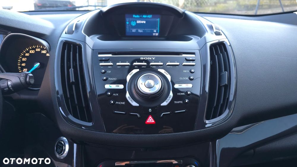 Ford Kuga - 25