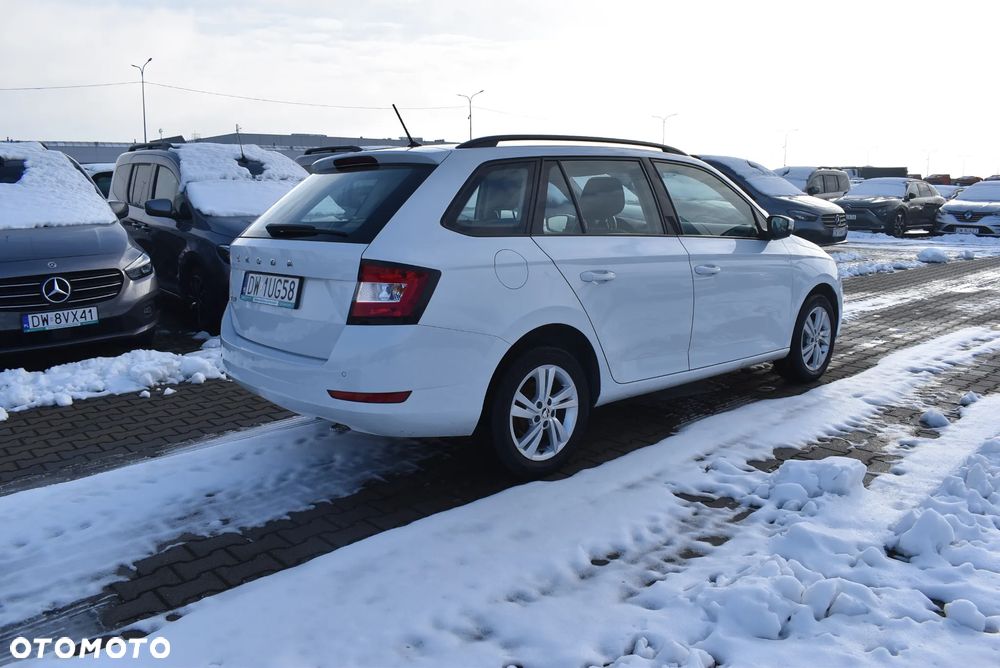Skoda Fabia 1.0 TSI Ambition - 6
