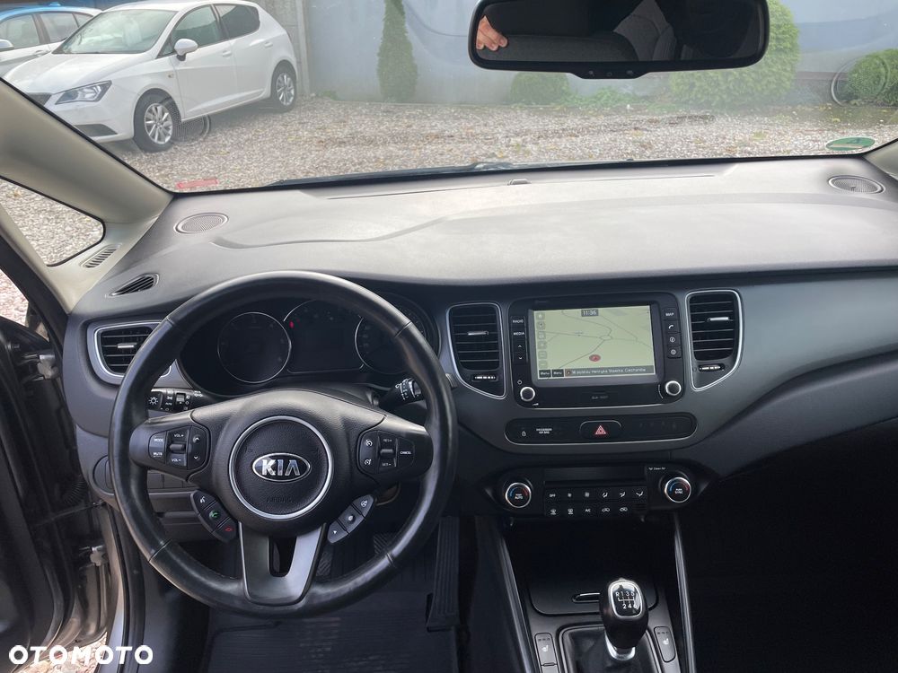 Kia Carens 1.7 CRDi 141 Dream Team Edition - 18