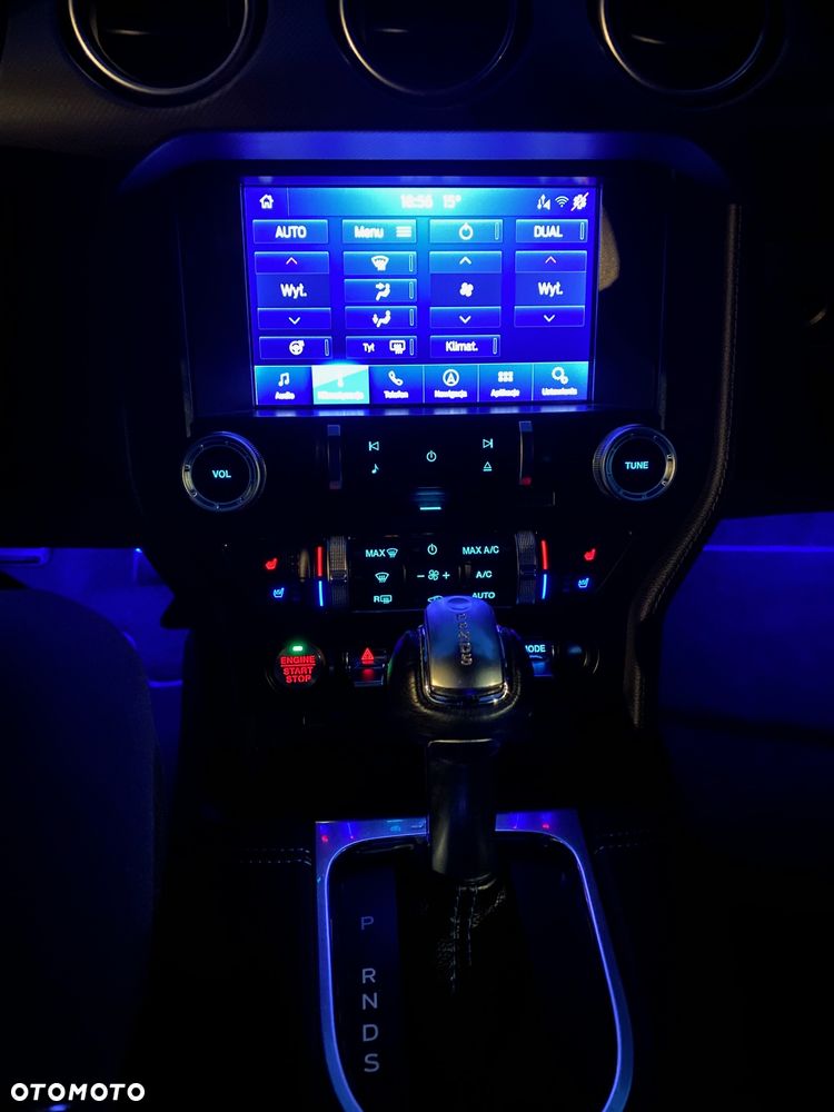 Ford Mustang 5.0 V8 GT - 35