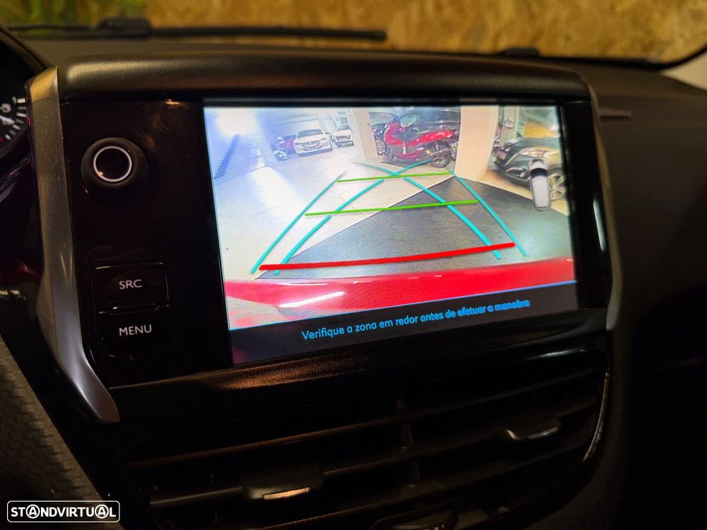 Peugeot 208 82 PureTech Style - 18