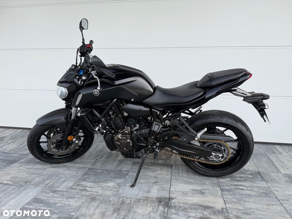 Yamaha MT - 16