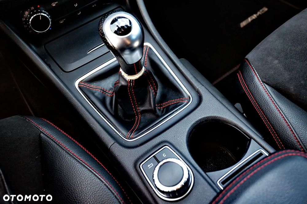 Mercedes-Benz Klasa A 180 BlueEfficiency Edition - 20