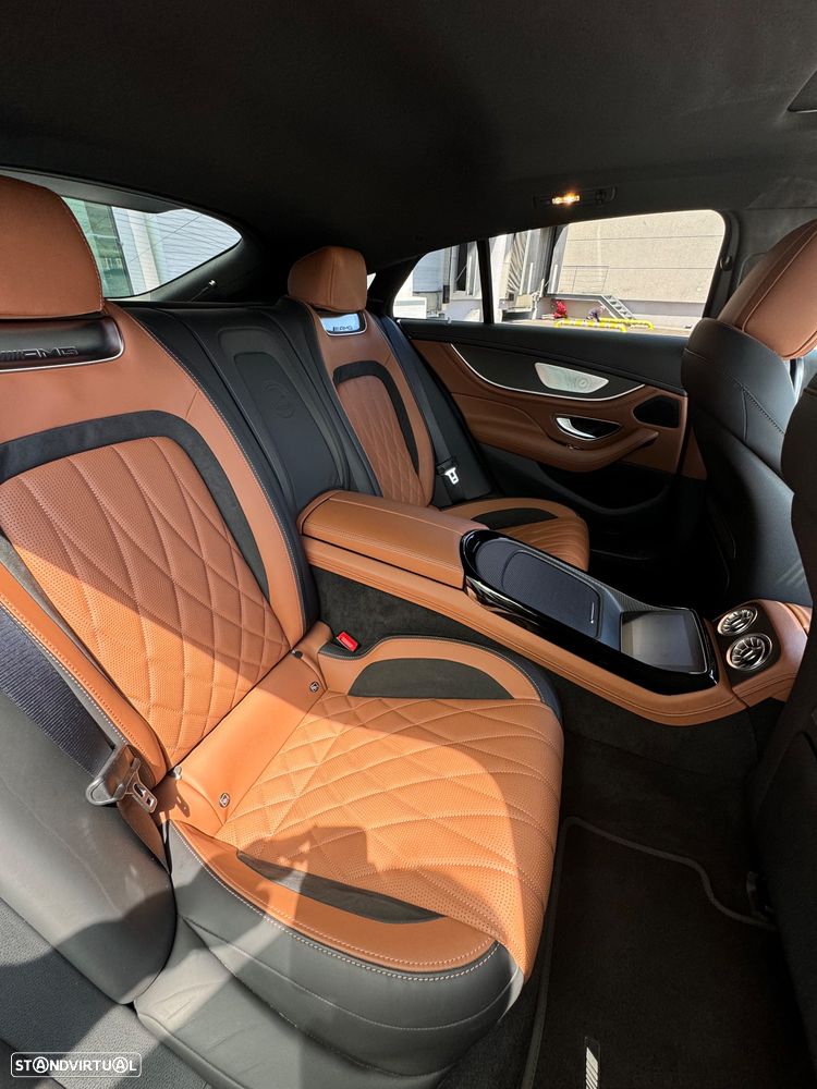 Mercedes-Benz AMG GT 63 4MATIC+ - 12