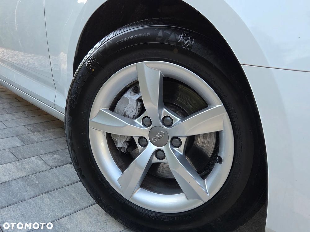 Audi A4 Avant 40 TDI S tronic sport - 19