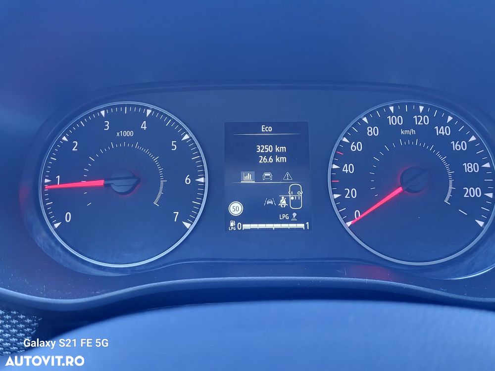 Dacia Logan ver-5-locuri-tce-110-extreme - 4