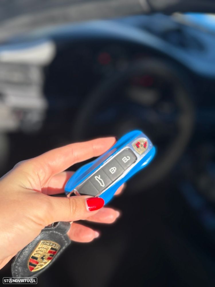 Porsche 911 Série F - 30