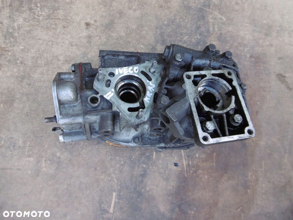 POMPA OLEJU ZESTAW POMP IVECO II 2.5 2.8 D TD - 1