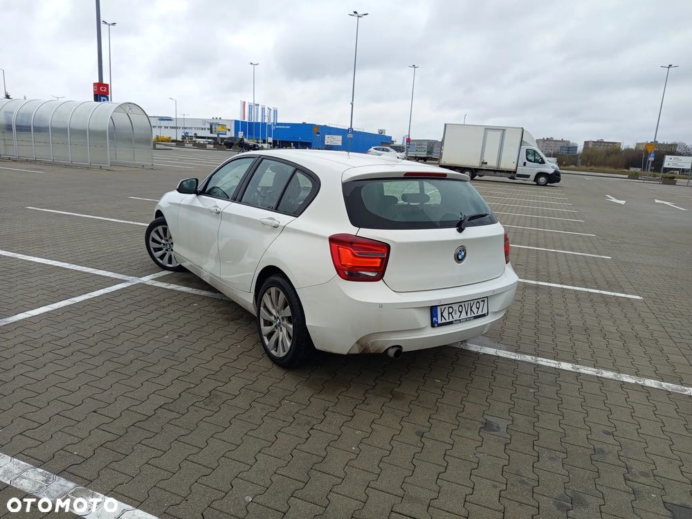 BMW Seria 1 118i Sport Line - 5