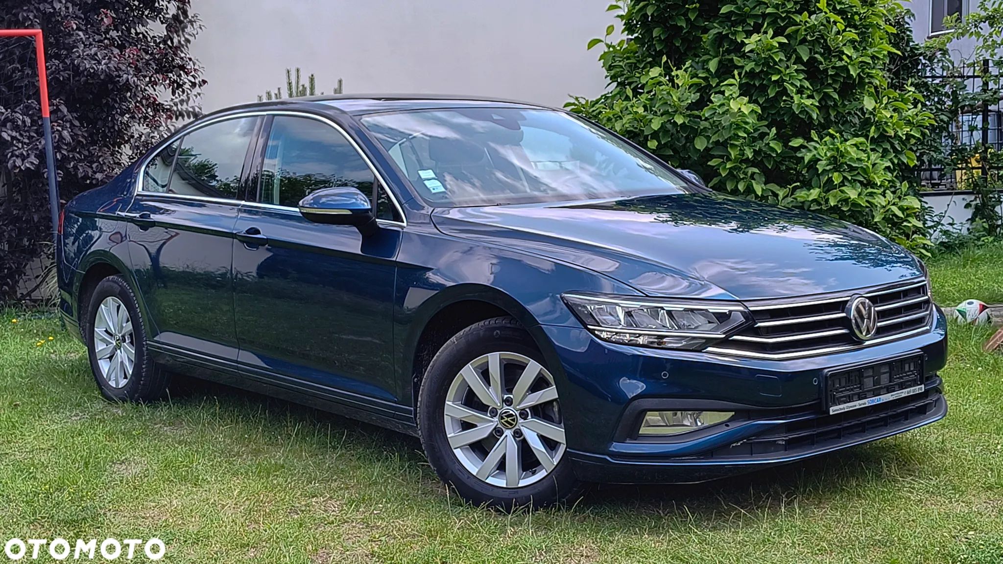 Volkswagen Passat 2.0 TDI SCR DSG Business - 1