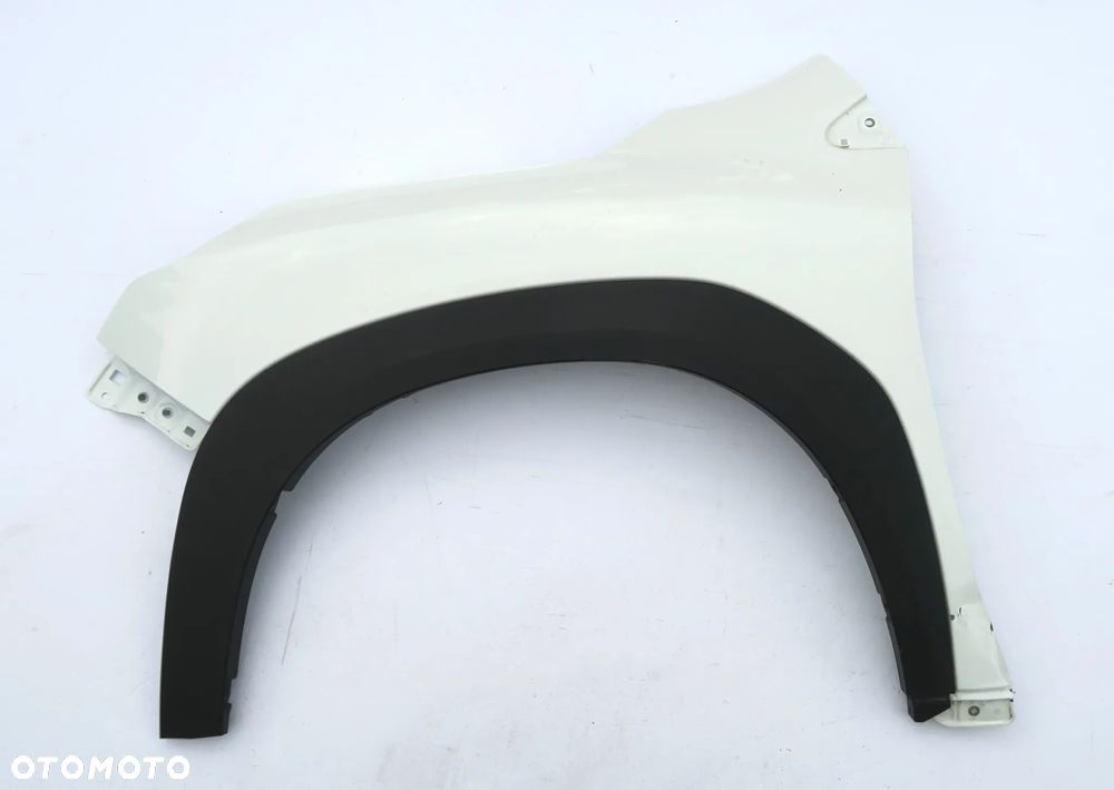 SUZUKI S-CROSS 2022 - Błotnik listwa lewy przód L SCROSS ORYGINAŁ OE - 10