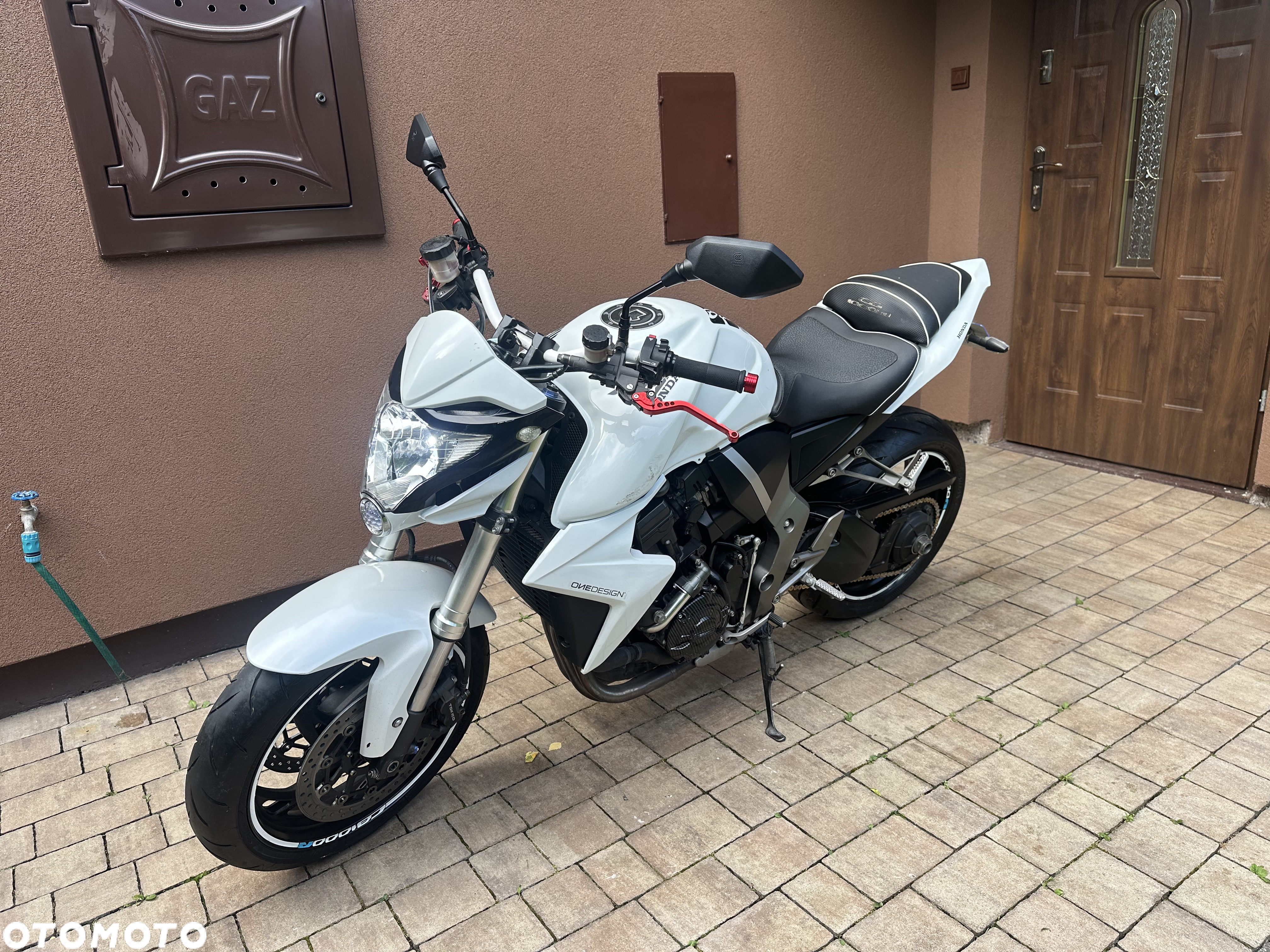 Honda CB - 22