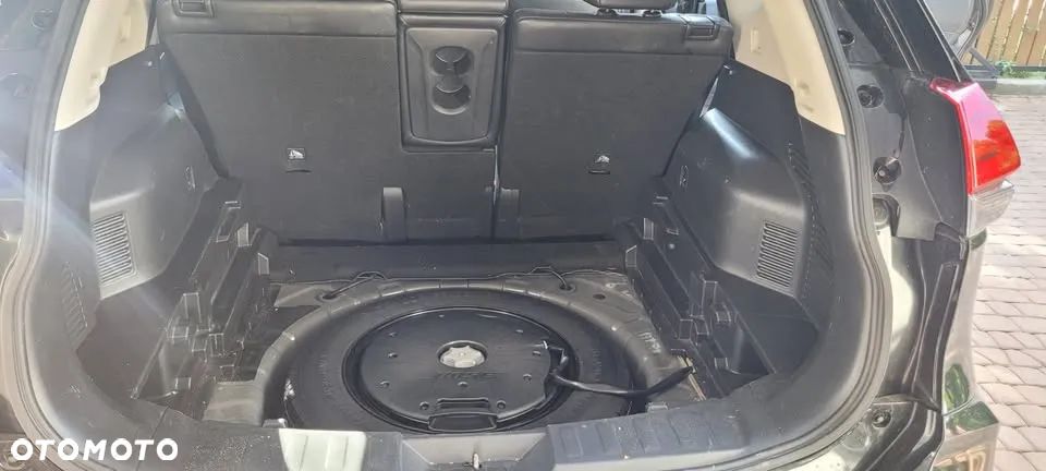 Nissan X-Trail 2.0 dCi Tekna Xtronic 2WD - 32