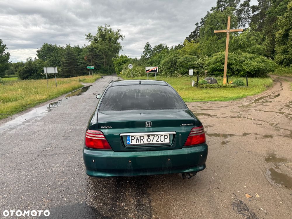 Honda Accord - 2