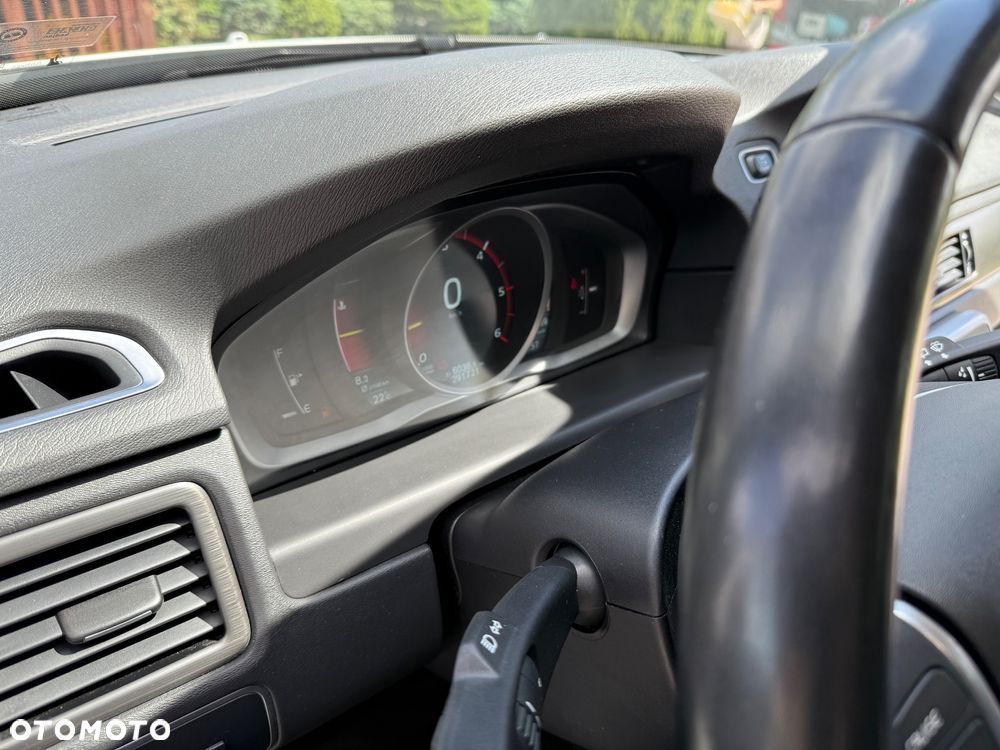 Volvo XC 70 D4 AWD Momentum - 31