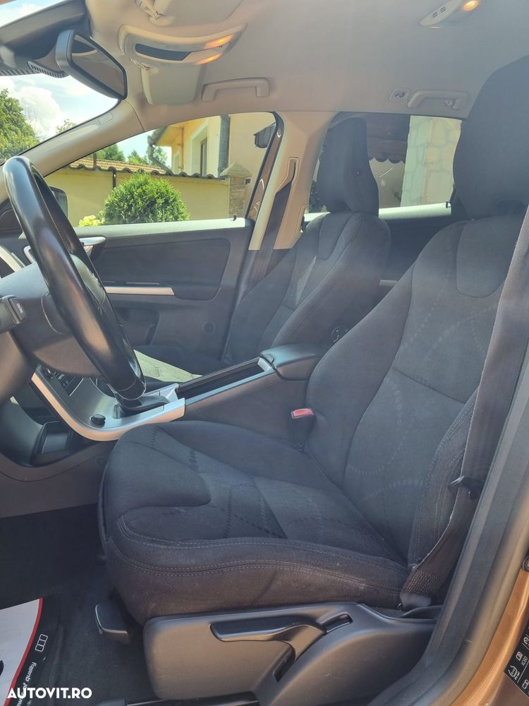 Volvo XC 60 2.4D AWD - 4